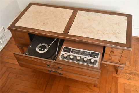 Mid Century Modern Arvin Industries Wood and Travertine Coffee Table w Stereo Radio Vinyl Record Player Console Accent Tables